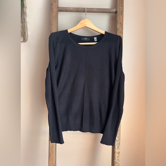 Tahari Sweaters - Tahari Black Ribbed Knit Sweater Top
